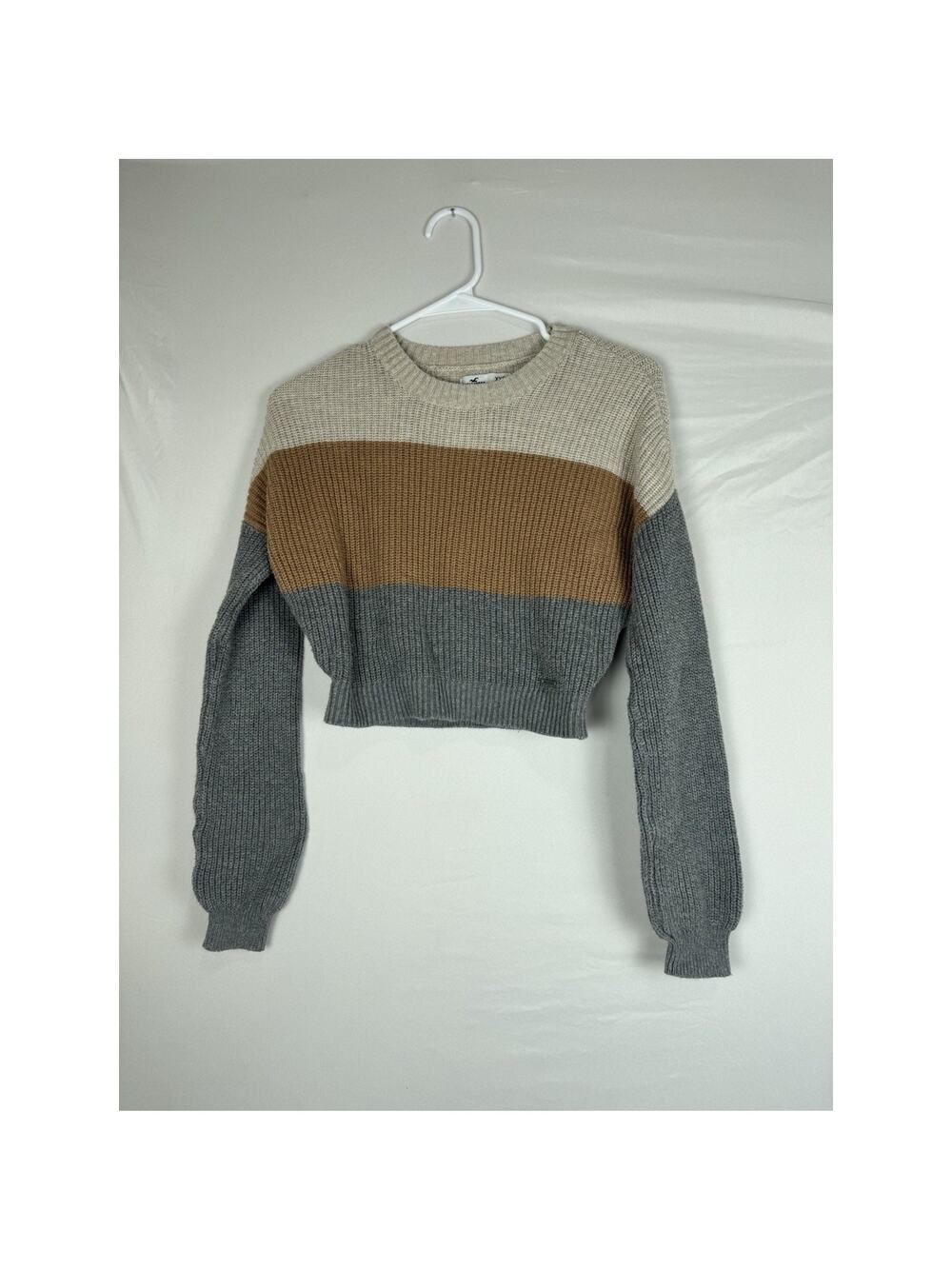 Women’s Hollister Cropped Sweater XXS